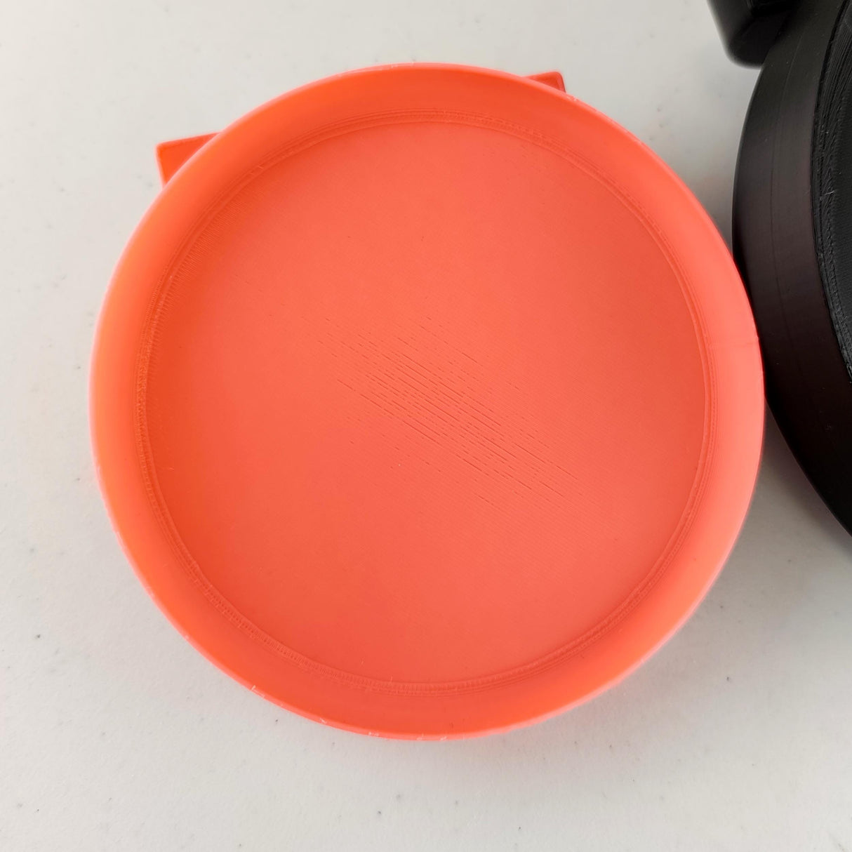 3D Printed Round Wall Shelf | Modern Minimalist Floating Shelf with Circular Design | Contemporary Wall Decor for Stylish Home Interiors