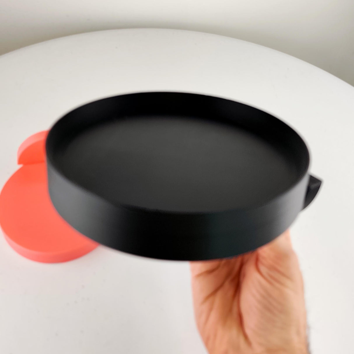 3D Printed Round Wall Shelf | Modern Minimalist Floating Shelf with Circular Design | Contemporary Wall Decor for Stylish Home Interiors