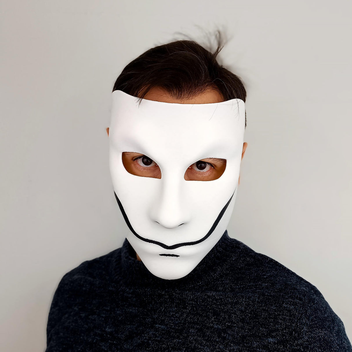 Smiling Phantom Mask | Creepy Halloween Mask | 3D Printed Anonymous Cosplay Mask