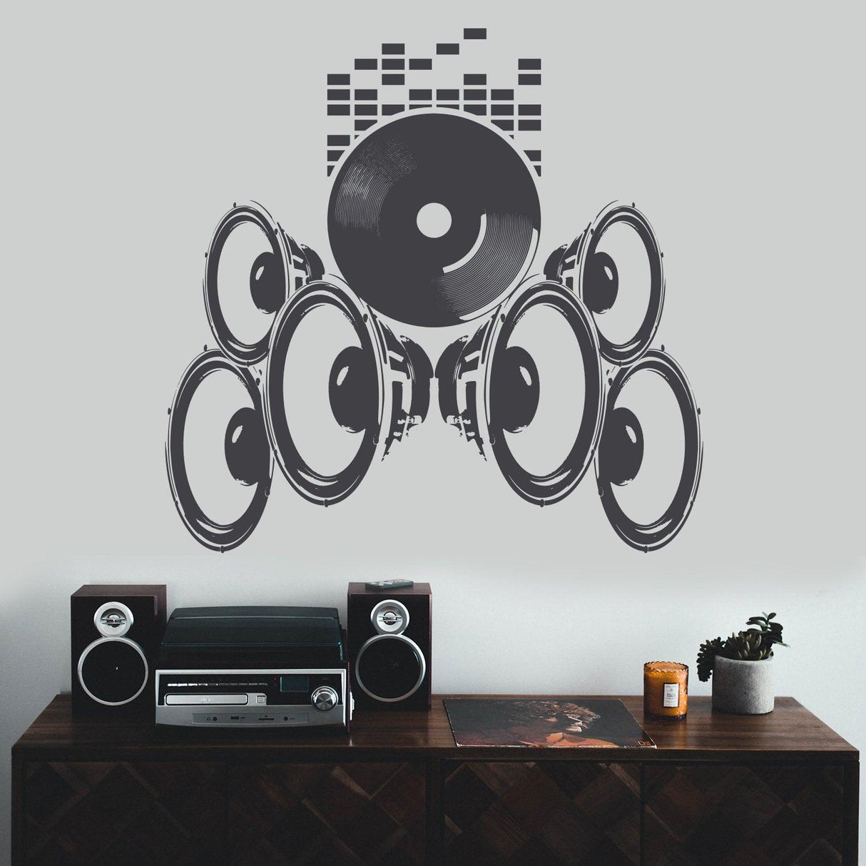 Music speakers wall vinyl sticker featuring retro loudspeakers design, perfect for home decoration.