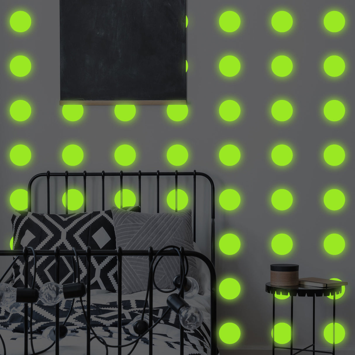 40x Glow In Dark Dots Wall Stickers - Luminous Ceiling Sticker Decals