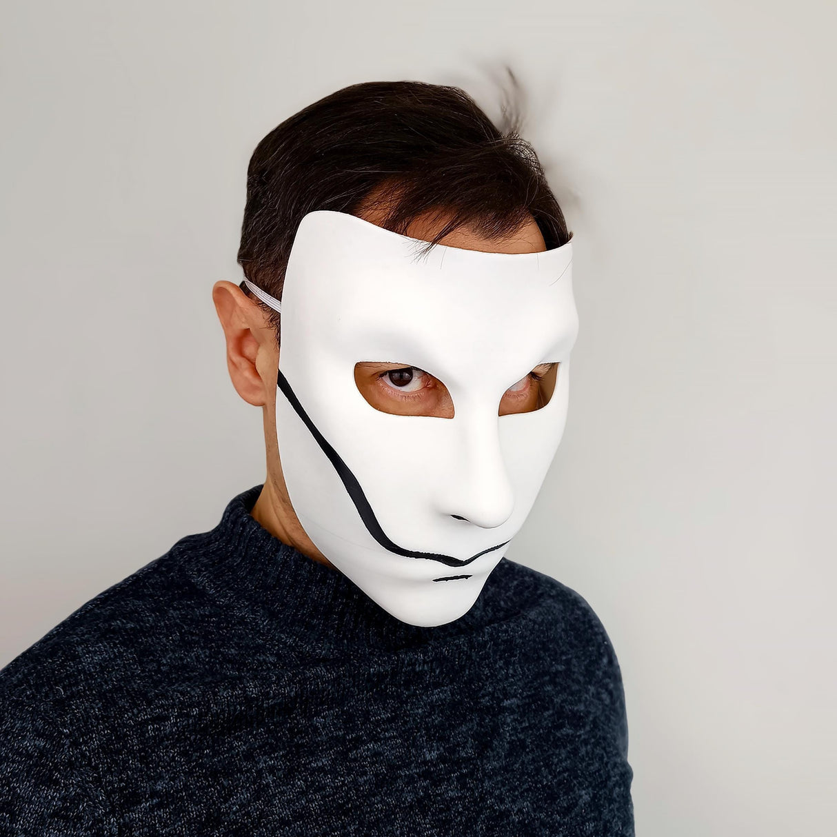 Smiling Phantom Mask | Creepy Halloween Mask | 3D Printed Anonymous Cosplay Mask
